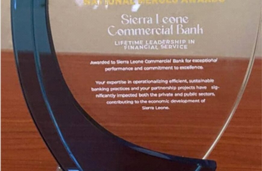 SLCB RECEIVES LIFETIME LEADERSHIP IN FINANCIAL SERVICES AWARD