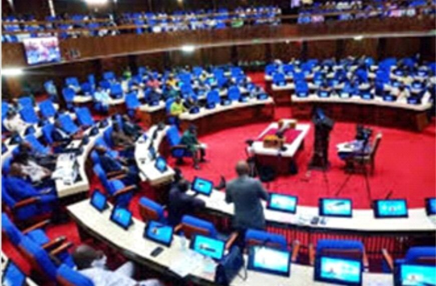 Parliament Approves Ten Judges