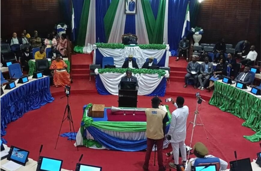 MPs unite in praising work of Legal Aid…