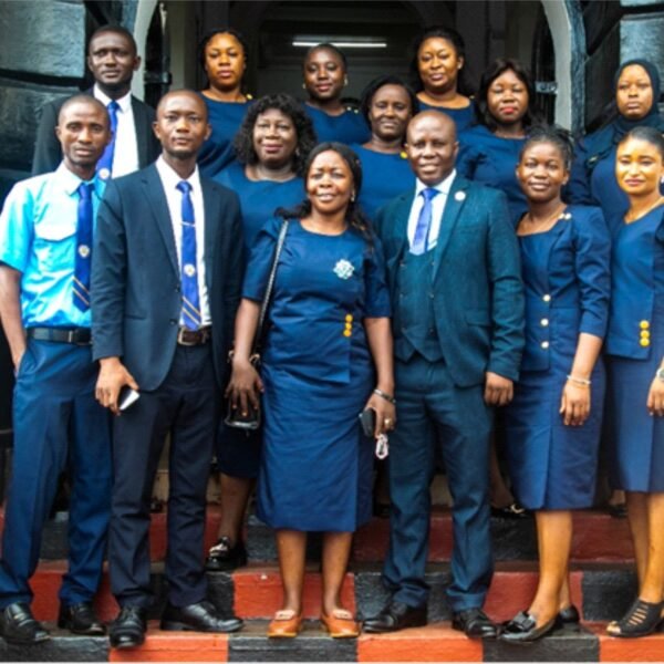 Sierra Leone’s Chief Justice Provides Uniforms To Curb Impersonation And Enhance Accountability Among Staff Members