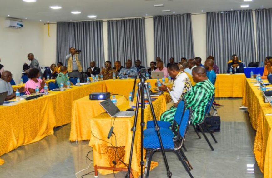 Stats SL ConvenesHigh-Level Census Meeting