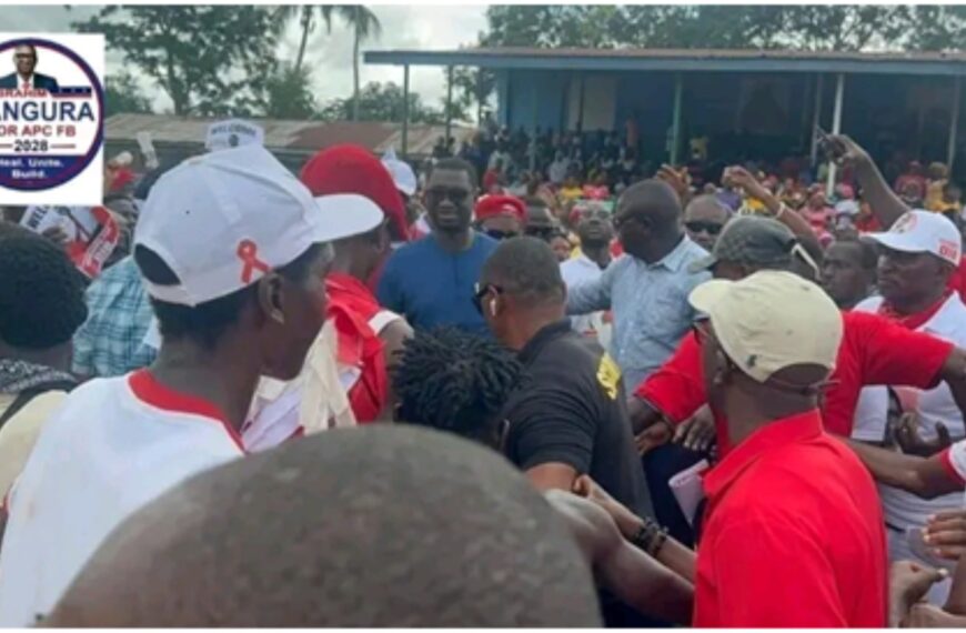 Huge Crowd Welcomes Dr Ibrahim Bangura in Lunsar